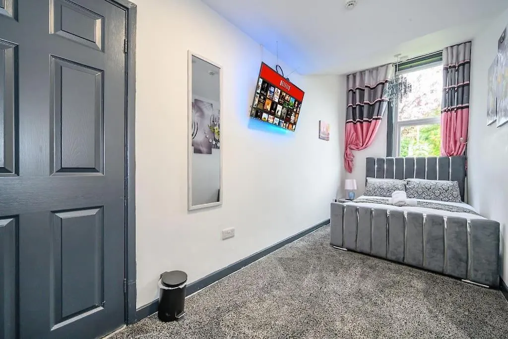 -F5Gh- For Relaxed & Cosy Stay, Free Parking, Wifi Лидс